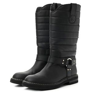 *SOLD! CHANEL Calfskin Star Quilted Biker Boots 37 europe size in Black